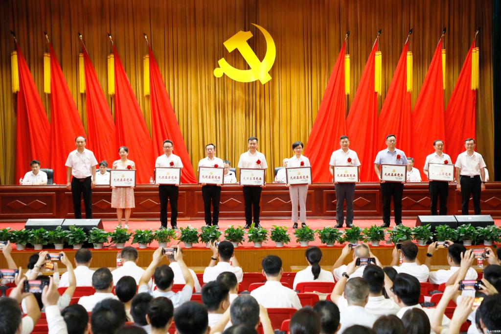 说明: //news.bcty88.com/__local/4/9D/E7/00EA820CABEB7E953FF562D3225_34F62317_202C3.jpg